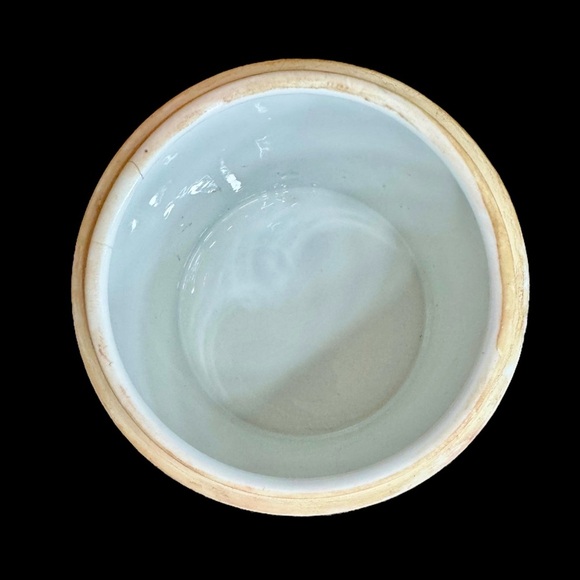 Vintage Chinese Porcelain Lidded Ginger Jar/Tea Canister Hand Decorated in Macau - Picture 11 of 16